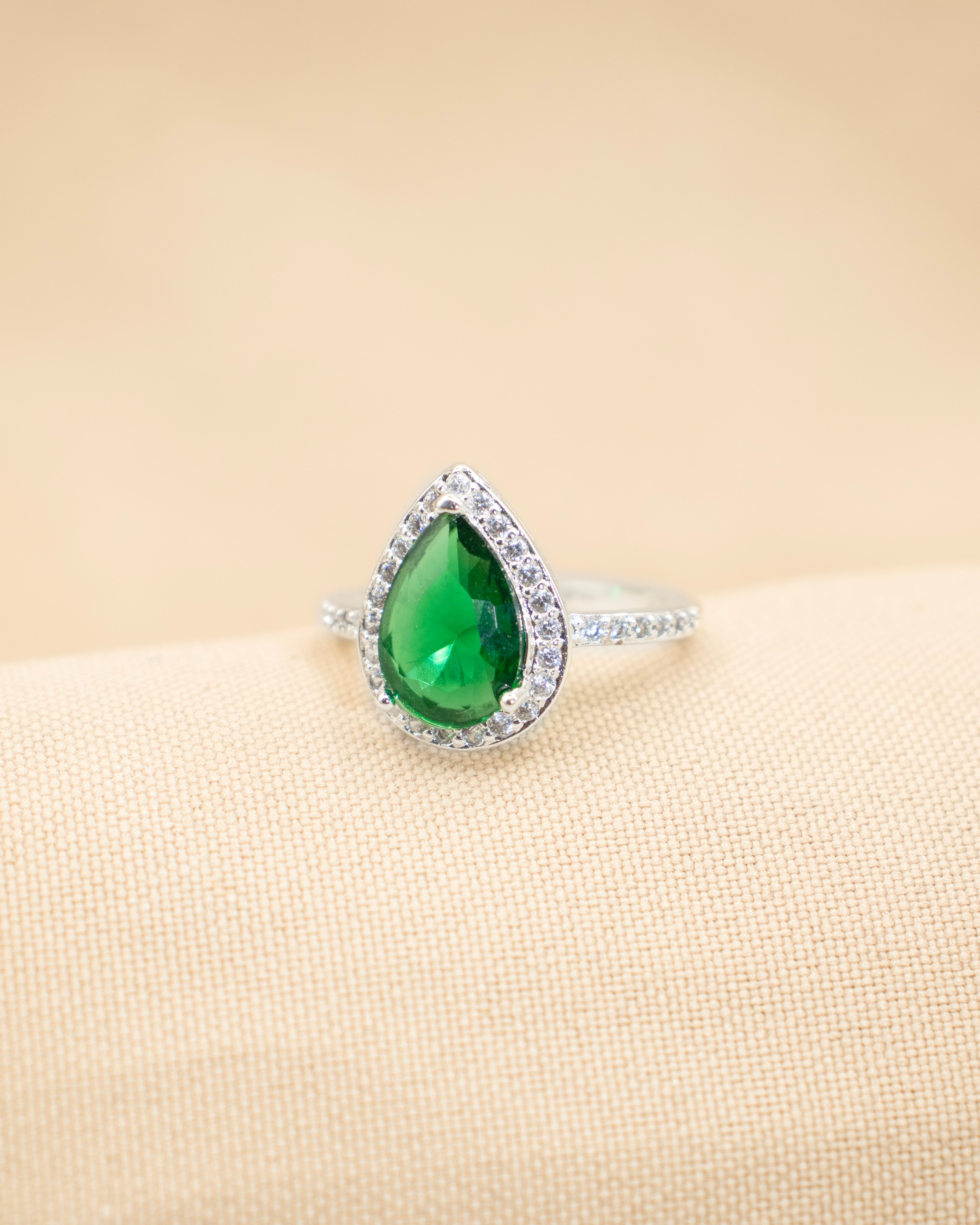 ANILLO ZAFIRO REAL BAÑO DE PLATA