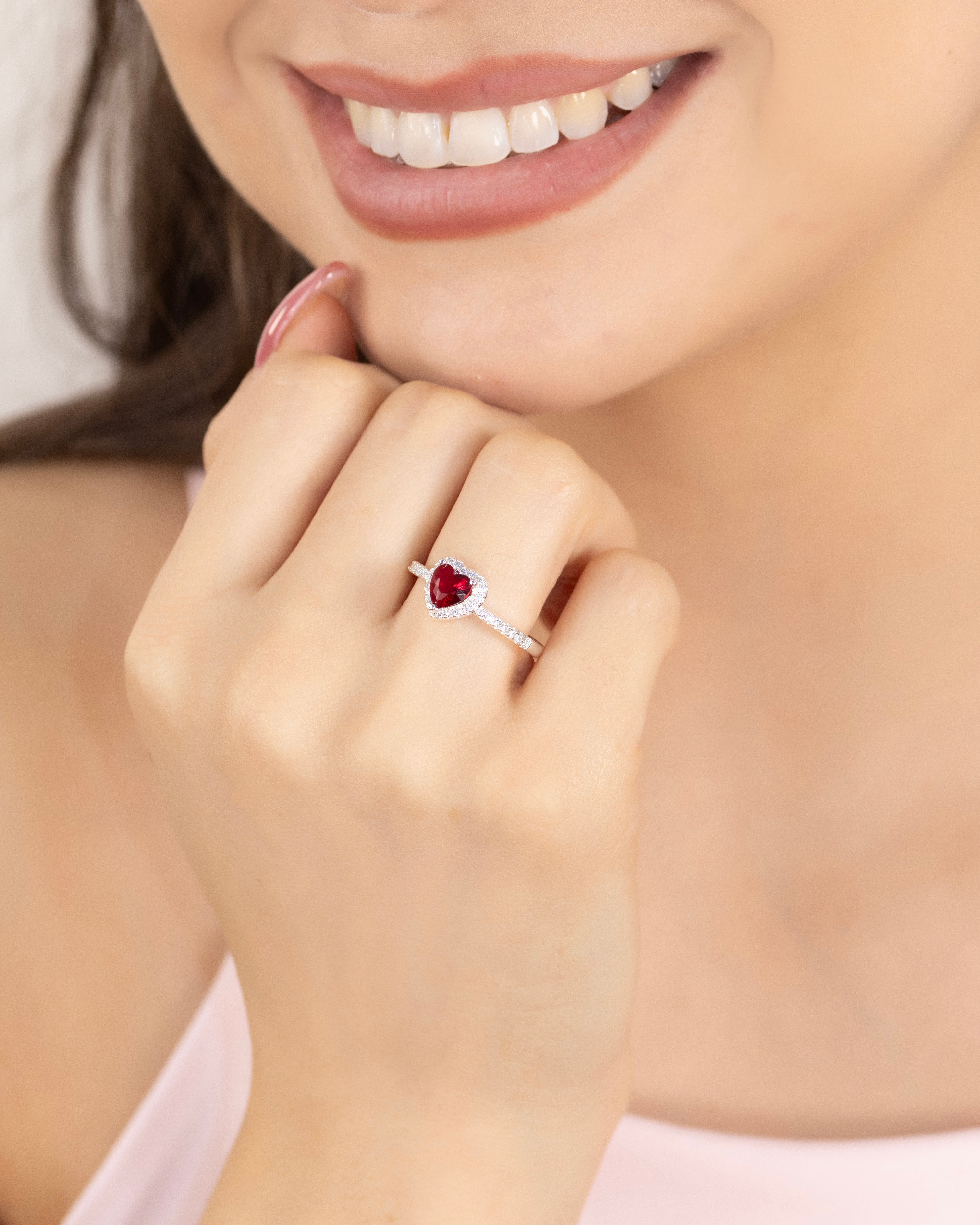 ANILLO CORAZÓN INCRUSTADO BAÑO DE PLATA