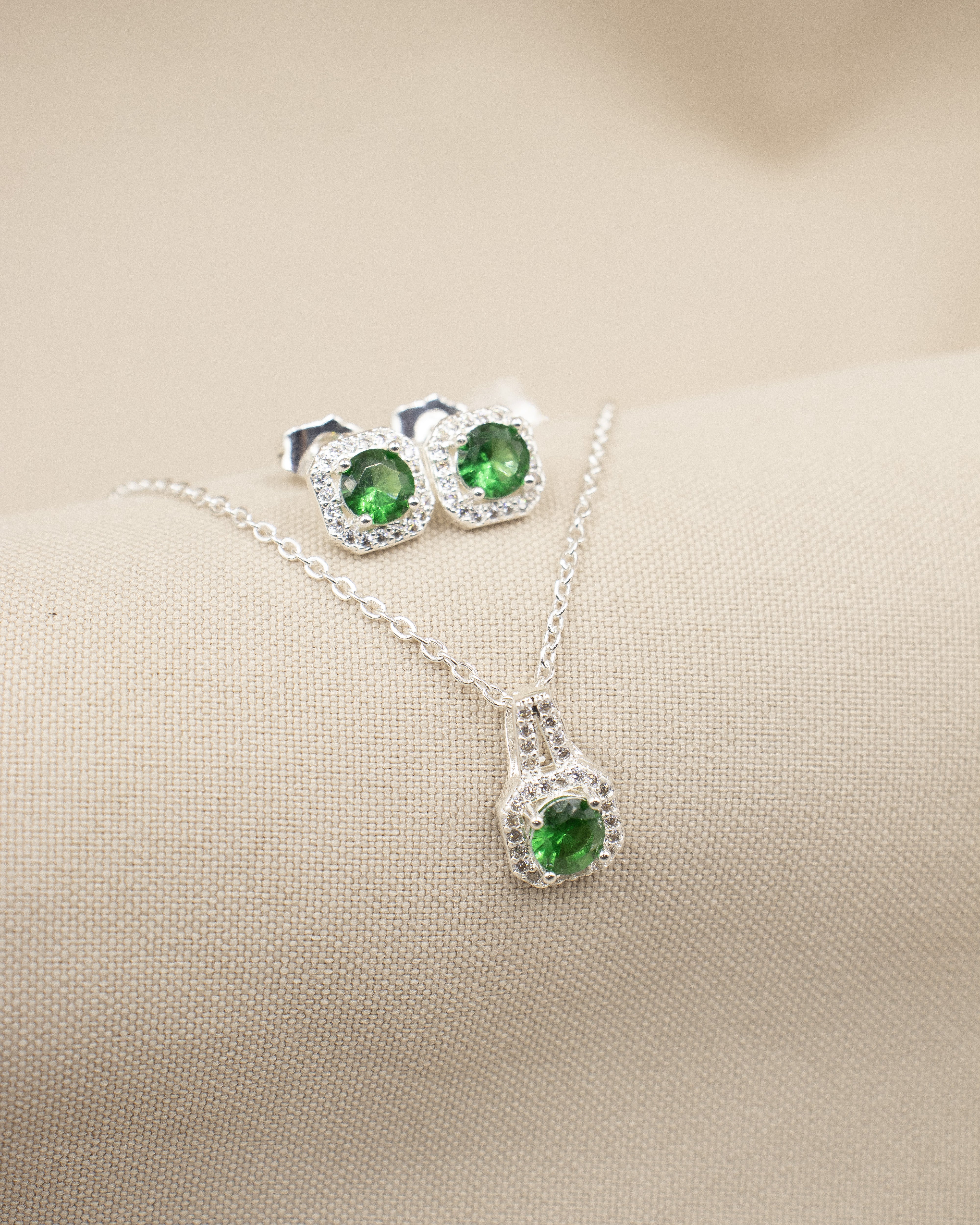 SET TOPO + CADENA ANASTACIA