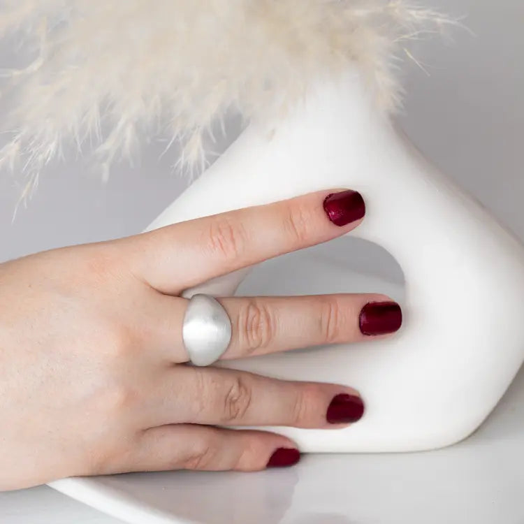 ANILLO ESFERA LISO BAÑO DE PLATA