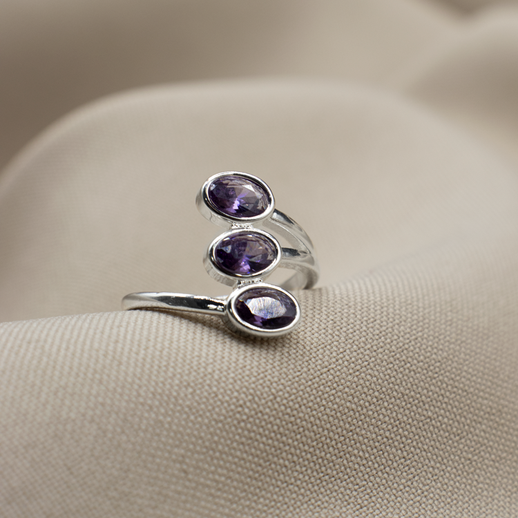 ANILLO TRES CIRCONES BAÑO DE PLATA