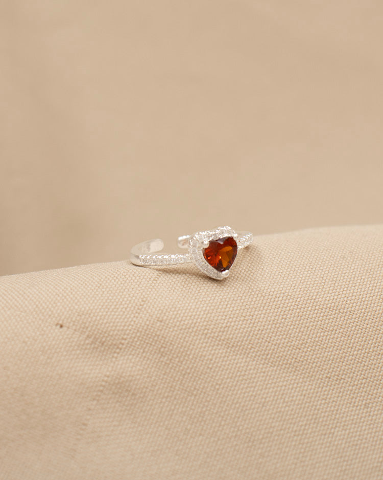 ANILLO CORAZÓN INCRUSTADO BAÑO DE PLATA