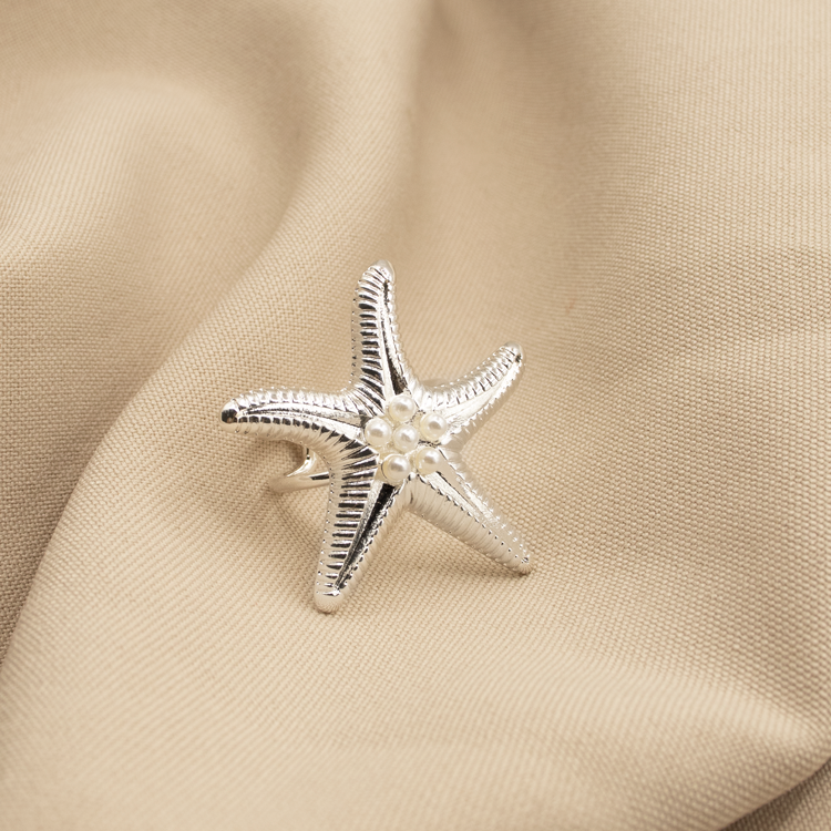 ANILLO ESTRELLA CON PERLA BAÑO DE PLATA