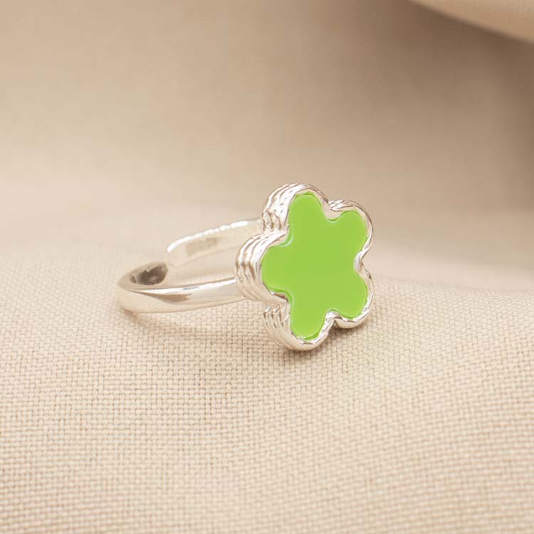 ANILLO FLOR OPALO BAÑO DE PLATA