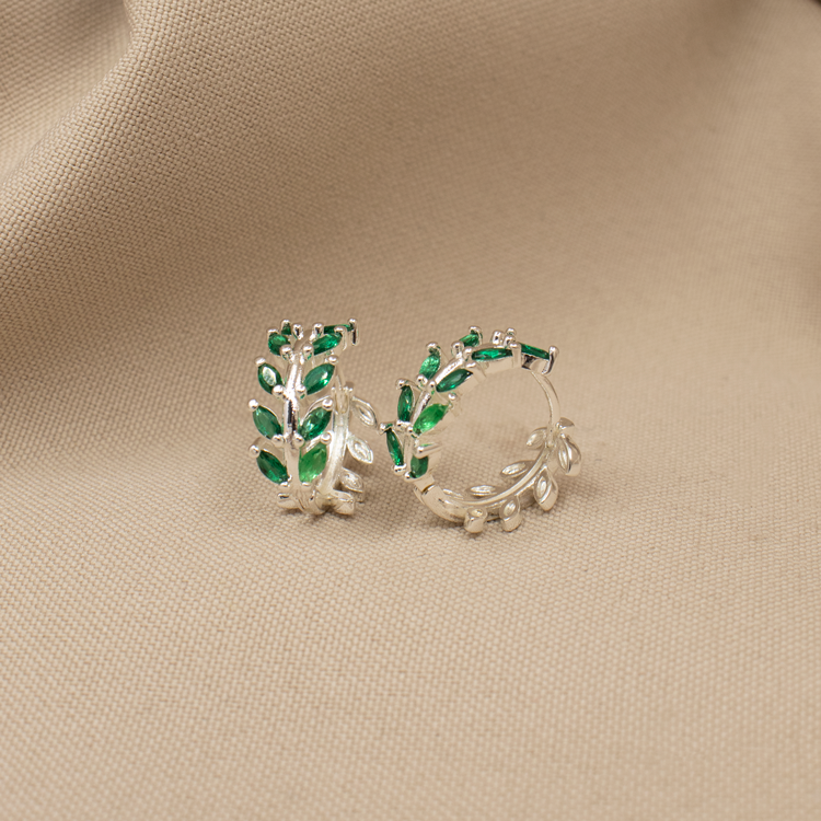 CANDONGA HOJAS CIRCONES BAÑO DE PLATA