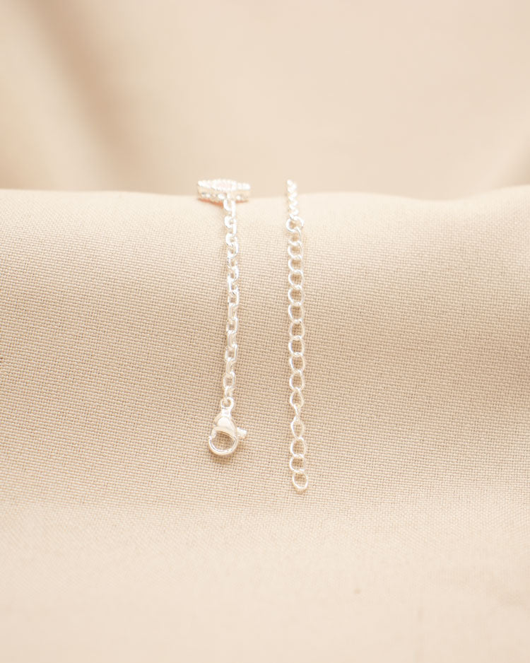 COLLAR MINI CONEXION TREBOL BAÑO DE PLATA