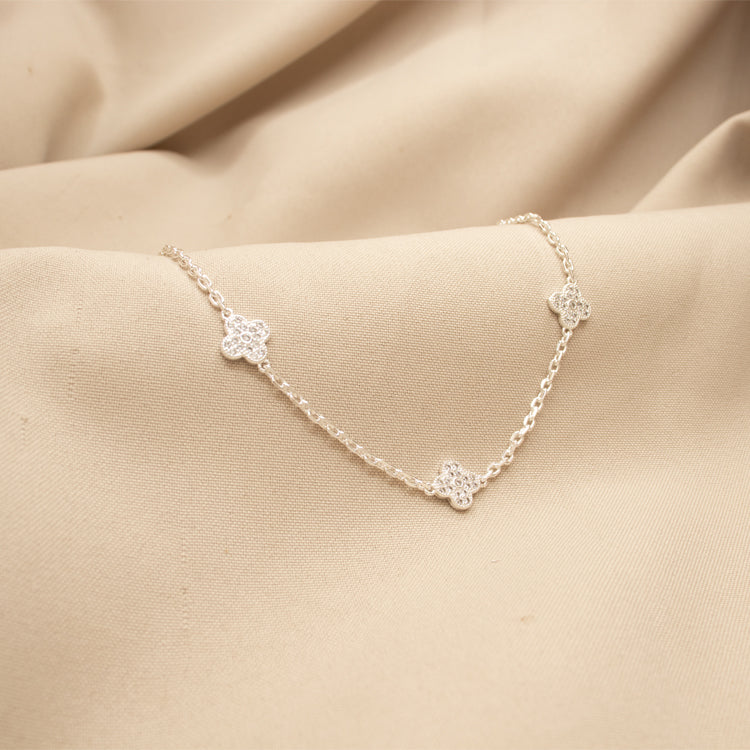 CADENA SWEET TRÉBOL BAÑO DE PLATA