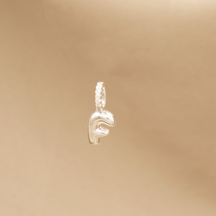 DIJE LETRA CHUNKY BAÑO DE PLATA