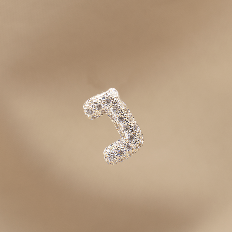 DIJE LETRA  CON CIRCONES BAÑO DE PLATA