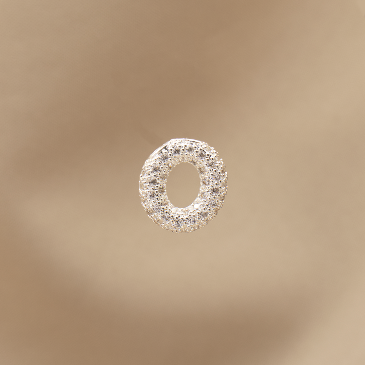 DIJE LETRA  CON CIRCONES BAÑO DE PLATA