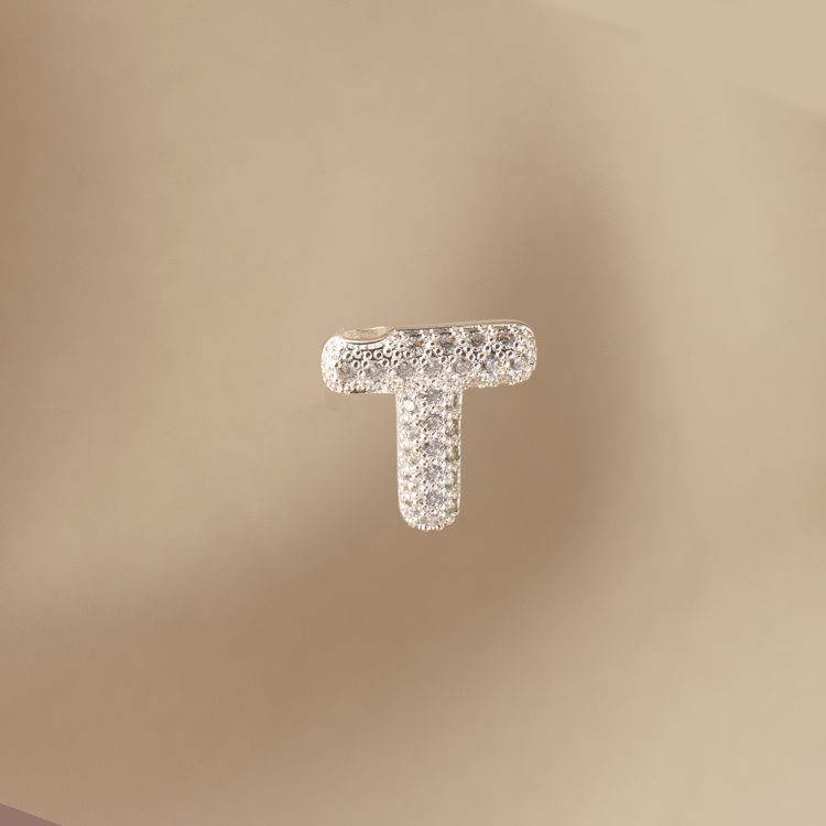 DIJE LETRA  CON CIRCONES BAÑO DE PLATA