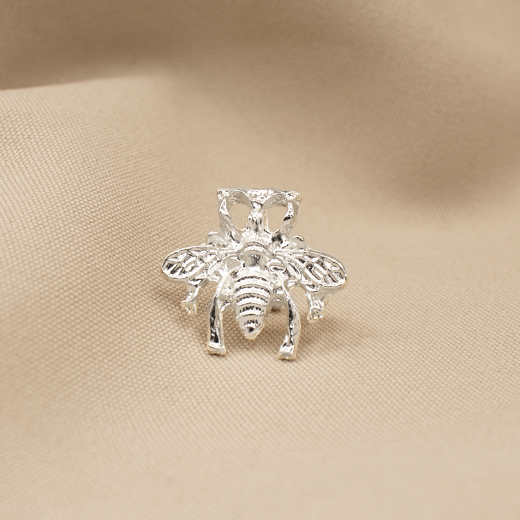 EARCUFF INSECTO BAÑO DE PLATA