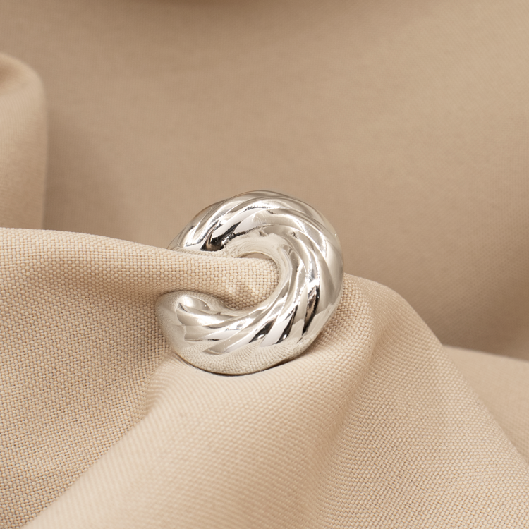 EARCUFF CHUNKY ENTRENZADO BAÑO DE PLATA PER-046