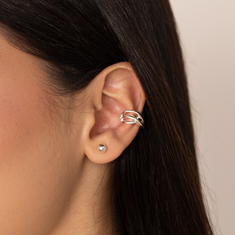 EARCUFF LAZO CRUZADO BAÑO DE PLATA