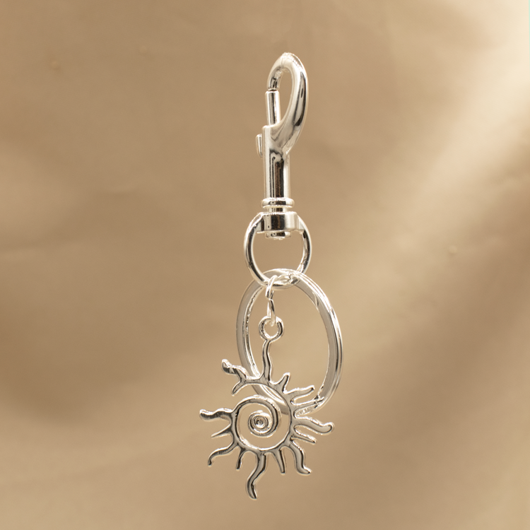 LLAVERO SUN VIBES BAÑO DE PLATA