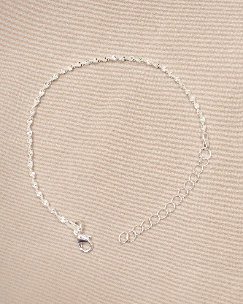 PULSERA HILO DE LUZ BAÑO PLATA