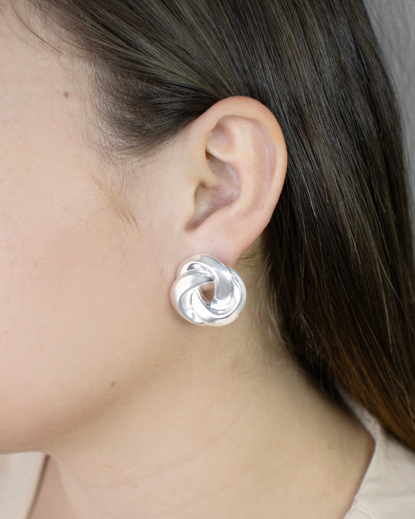 TOPO CIRCULO ENTRELAZADO BAÑO EN PLATA