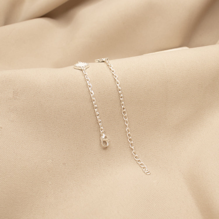 CADENA MINI TRÉBOL SHINE BAÑO DE PLATA