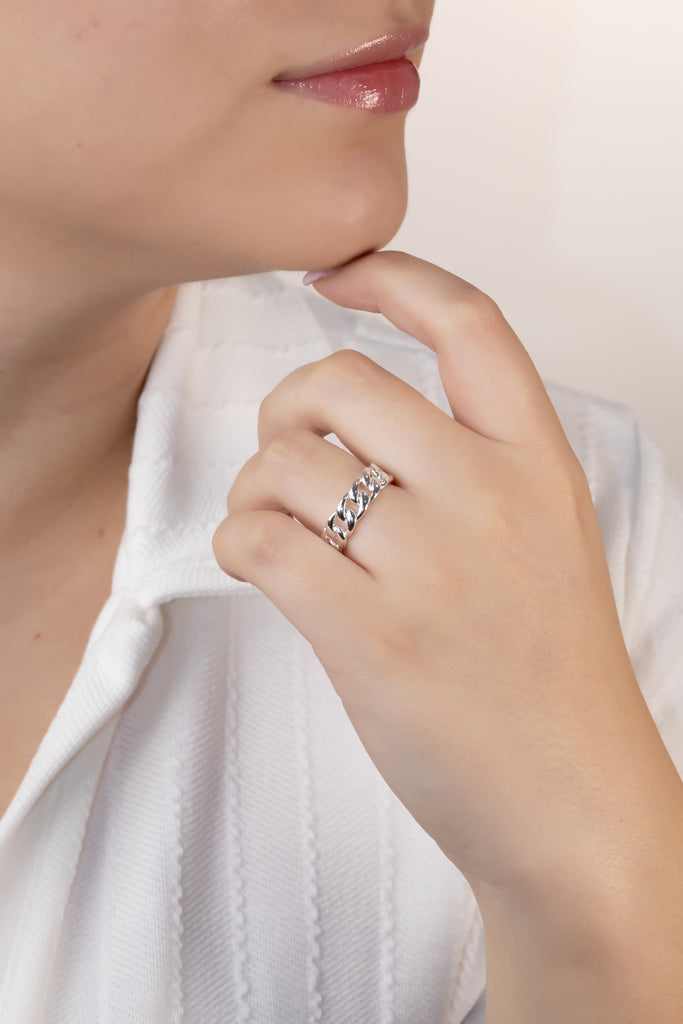 ANILLO ESTILO CUBANA BAÑO DE PLATA