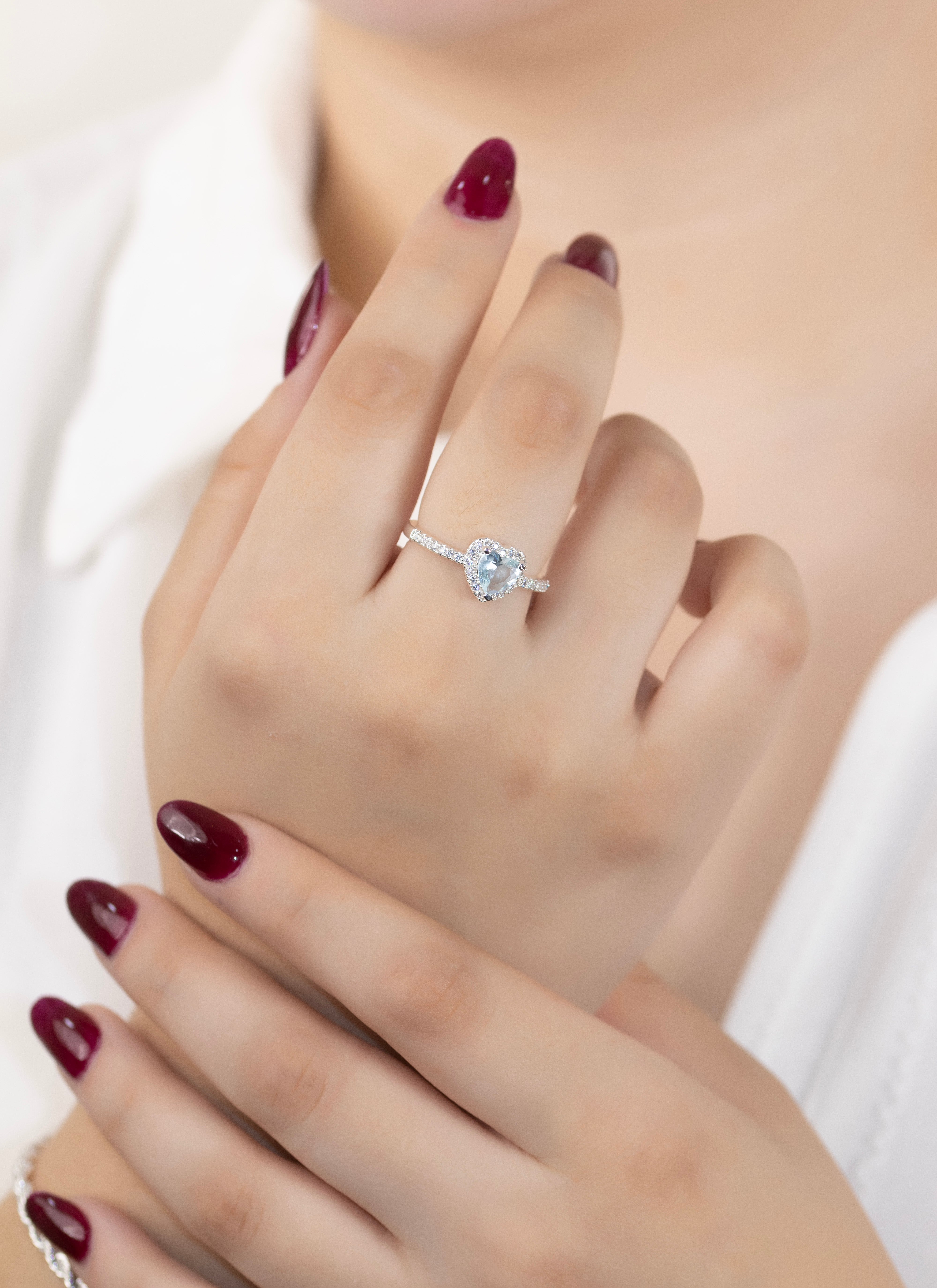 ANILLO CORAZÓN INCRUSTADO BAÑO DE PLATA