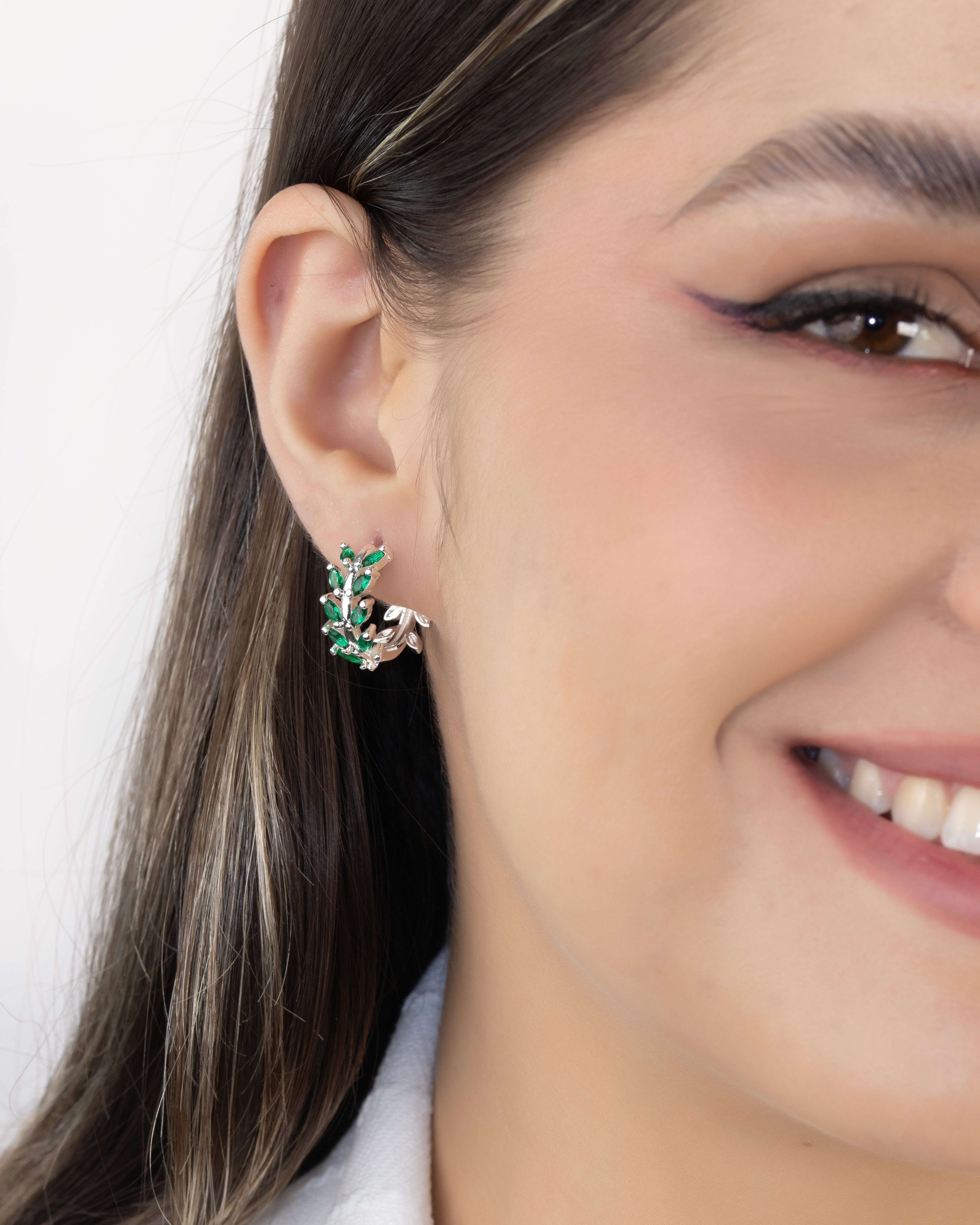 CANDONGA HOJAS CIRCONES BAÑO DE PLATA