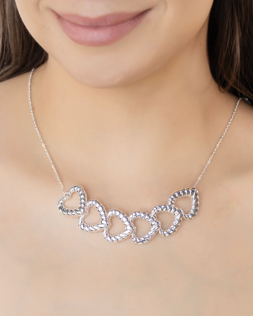 COLLAR CORAZON LAZO BAÑO DE PLATA