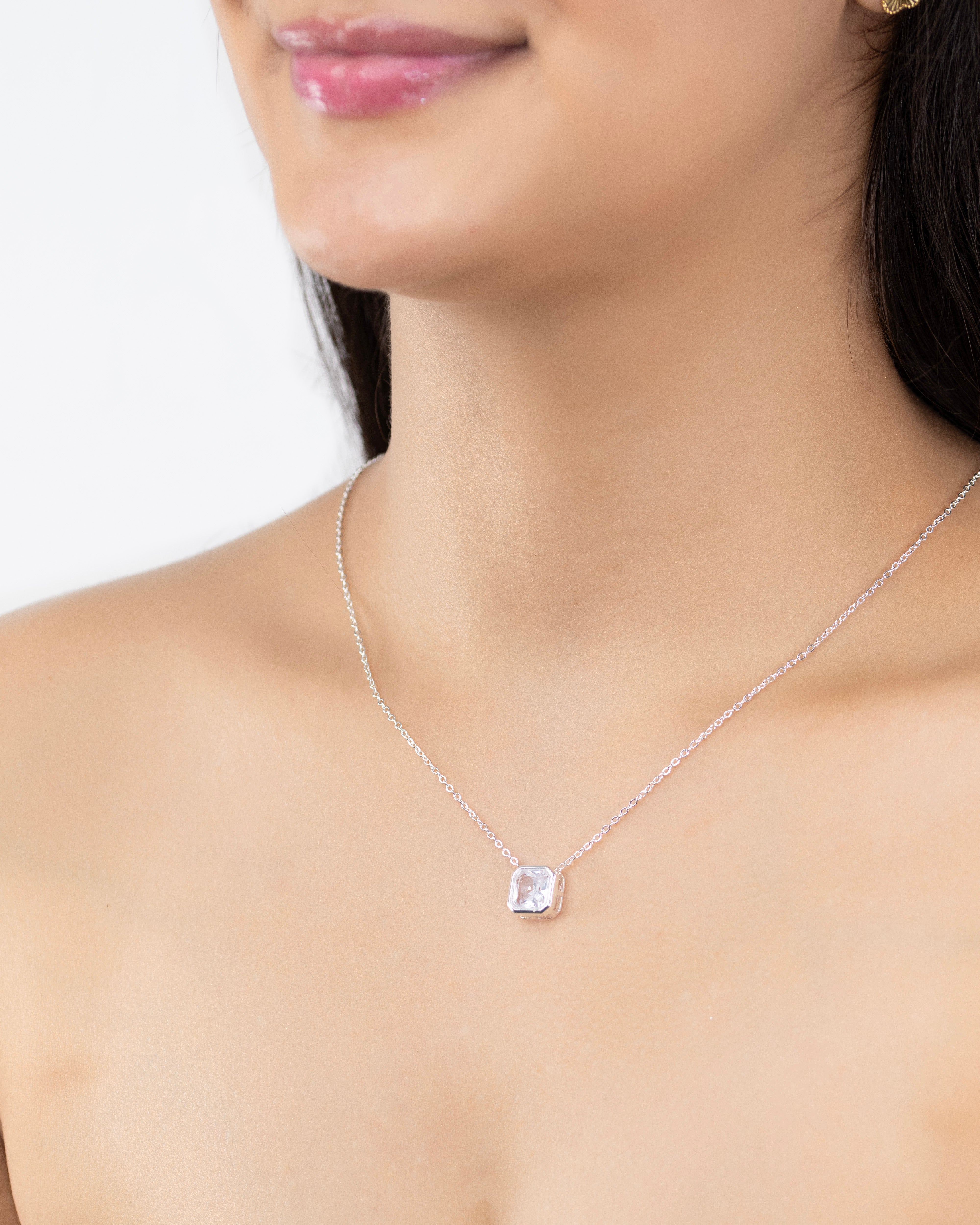 COLLAR GRECIA BAÑO DE PLATA