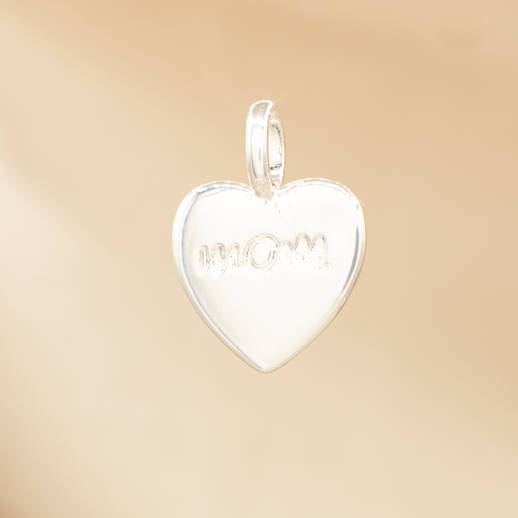 DIJE PLACA CORAZON MOM BAÑO DE PLATA