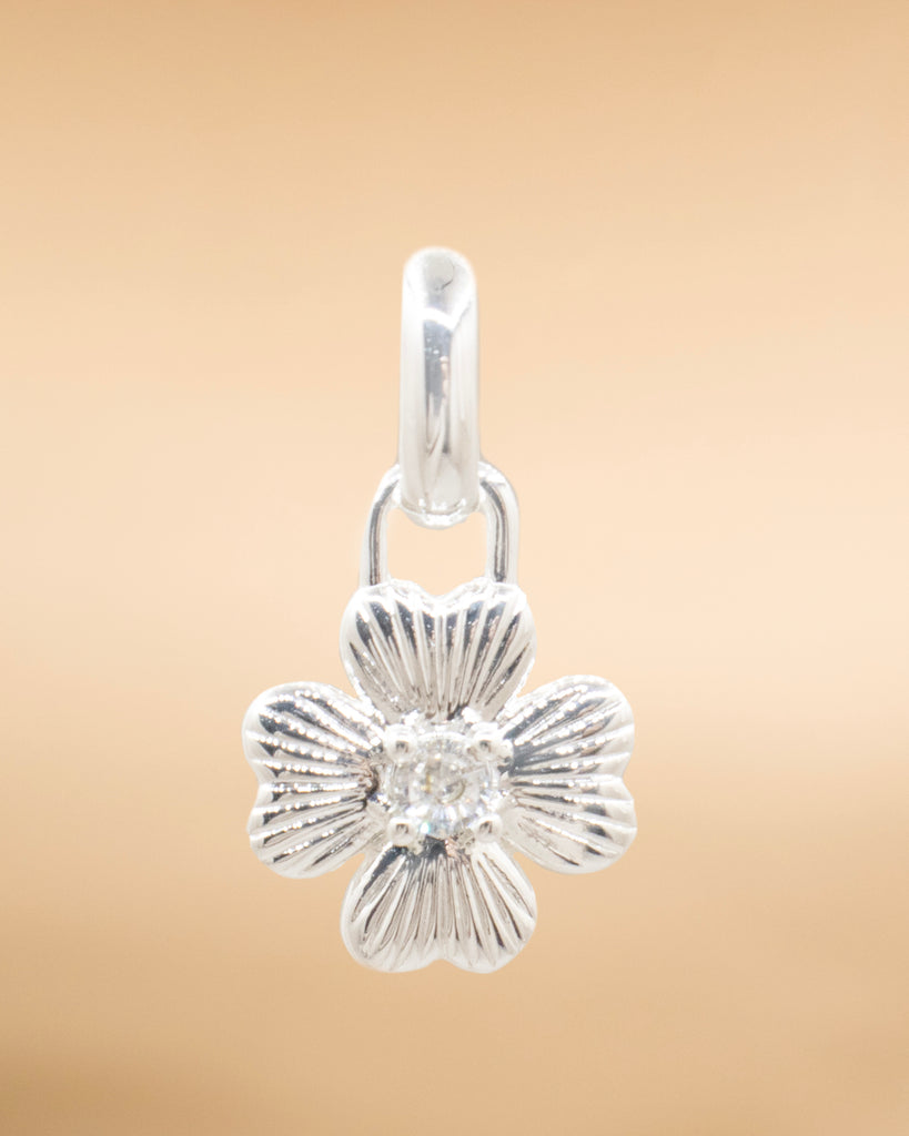 DIJE FLOR GEMA BAÑO EN PLATA